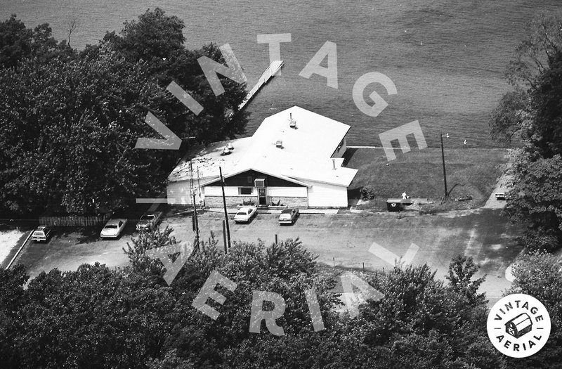 Fishers Lake (Fisher Lake, Fishers Lake) - Fisher Lake Inn 1975